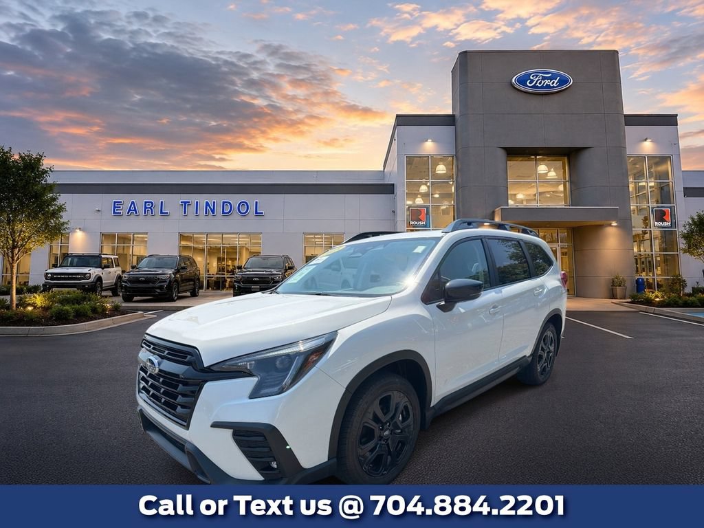 Used 2025 Subaru Ascent Onyx Edition w/ Popular Package #2 AWD/4WD image 1