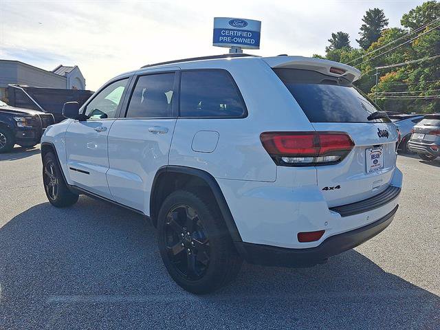 Used 2019 Jeep Grand Cherokee Laredo AWD/4WD image 22