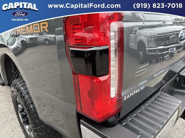 Certified 2023 Ford F250 Lariat w/ Lariat Ultimate Package AWD/4WD image 15