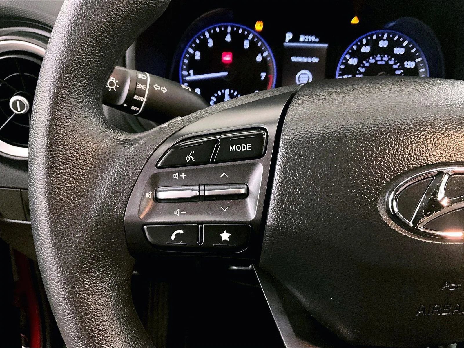 Used 2022 Hyundai Kona SEL AWD/4WD image 17