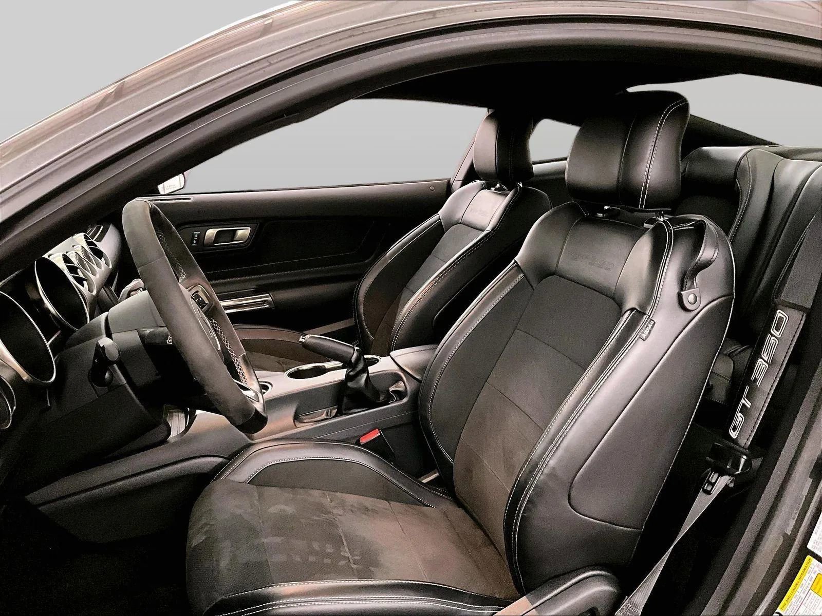 Certified 2017 Ford Mustang Shelby GT350 image 24