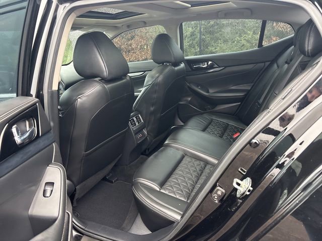 Used 2020 Nissan Maxima Platinum w/ Sport Mat Group image 12