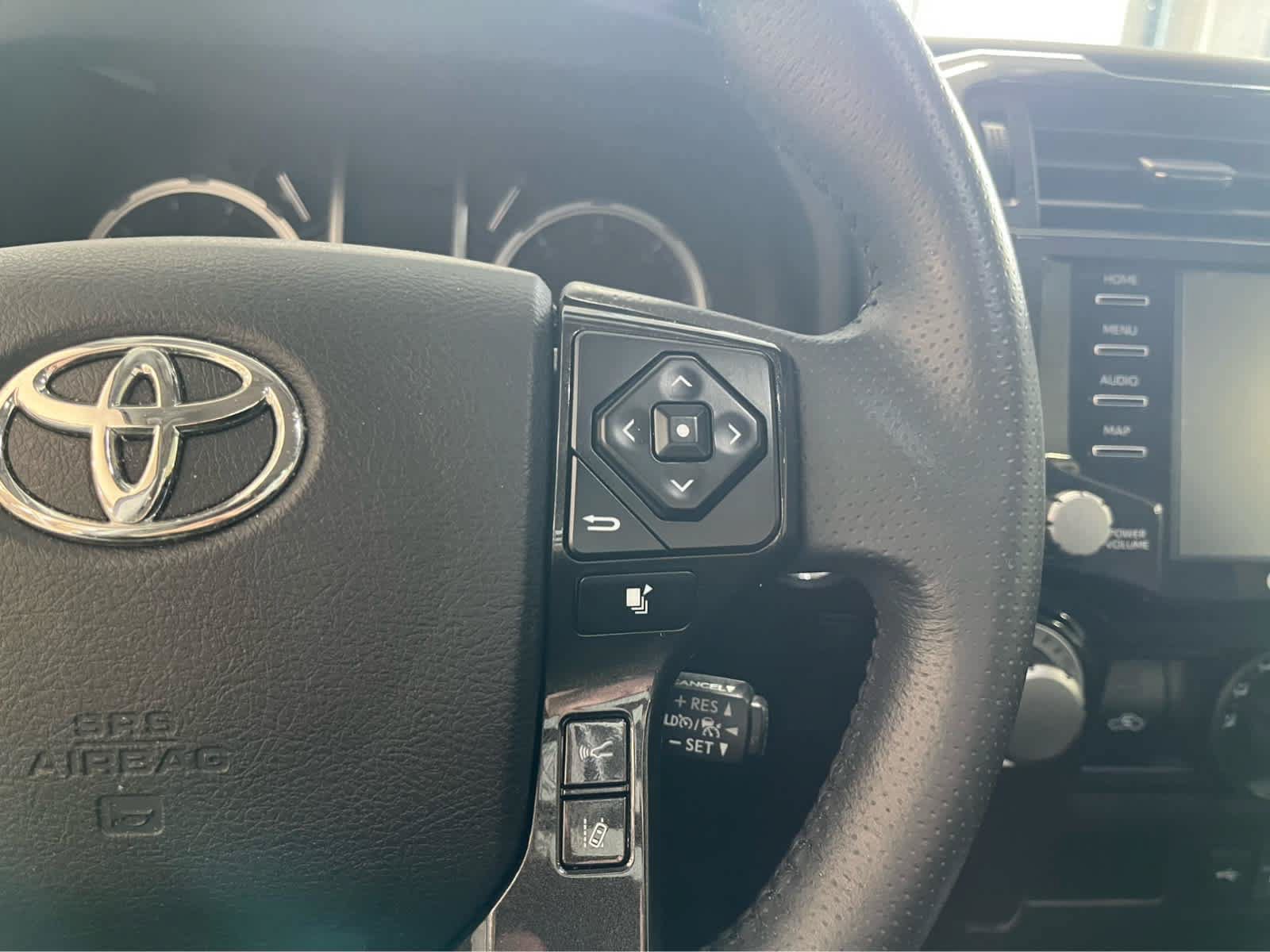 Used 2023 Toyota 4Runner TRD Off-Road AWD/4WD image 31