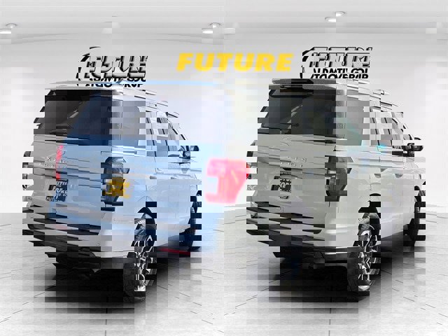 Certified 2022 Ford Expedition XLT image 3