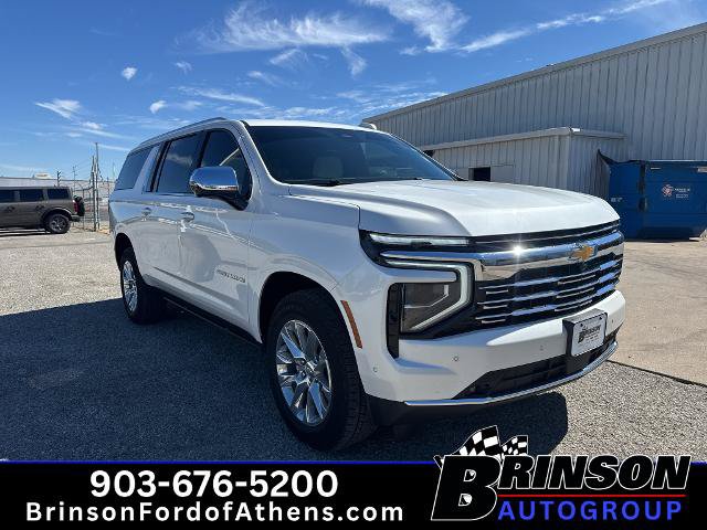 Used 2025 Chevrolet Suburban Premier w/ Sun And Tow Package AWD/4WD image 3
