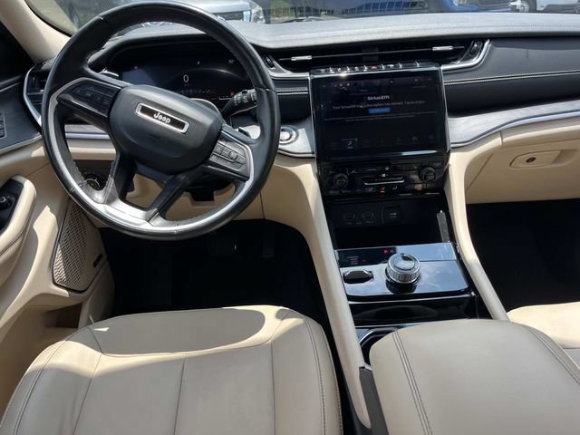 Used 2022 Jeep Grand Cherokee L Limited AWD/4WD image 17