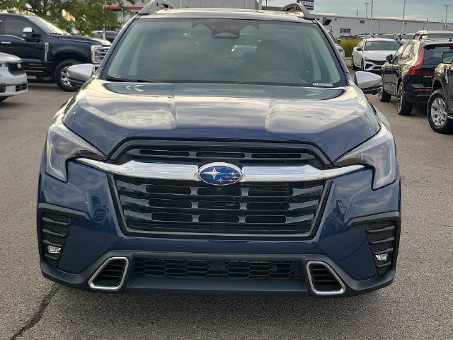 Used 2023 Subaru Ascent Touring AWD/4WD image 8
