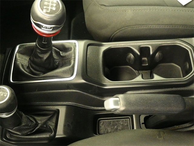 Used 2021 Jeep Gladiator Willys image 15