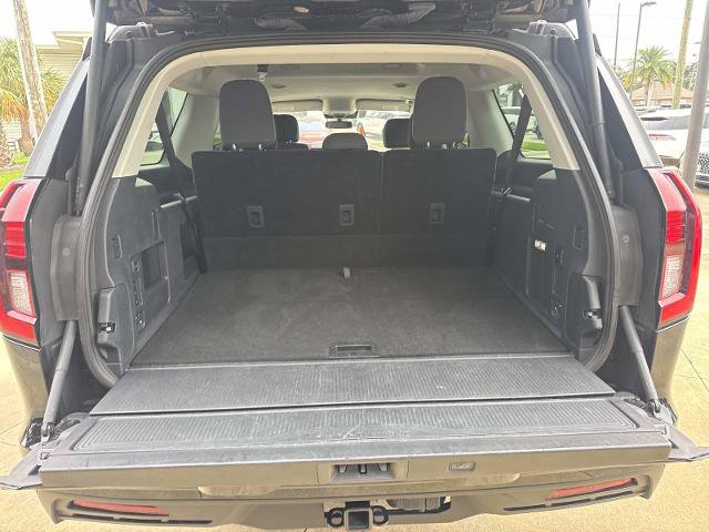 Certified 2025 Ford Expedition Max Active RWD image 9