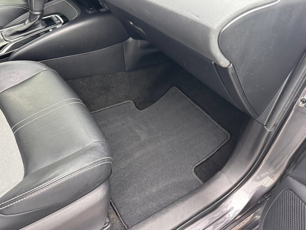 Used 2023 Toyota Corolla XSE FWD image 25