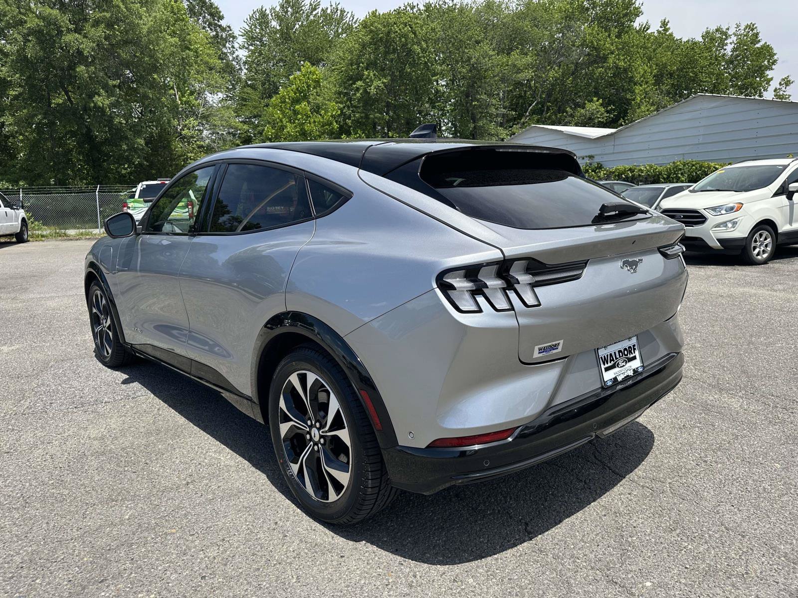 Certified 2021 Ford Mustang Mach-E Premium AWD/4WD image 4