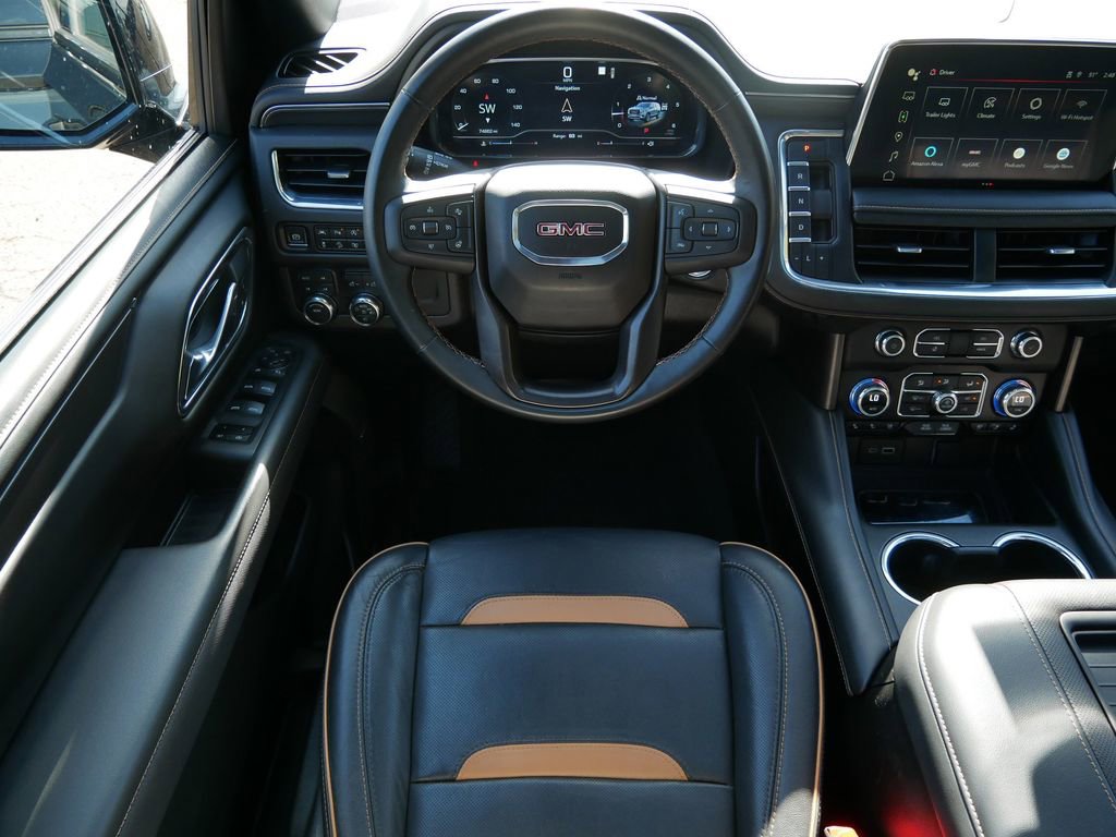 Used 2023 GMC Yukon AT4 w/ AT4 Premium Package AWD/4WD image 11
