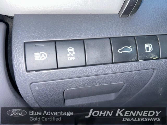 Used 2018 Toyota Camry XLE image 22