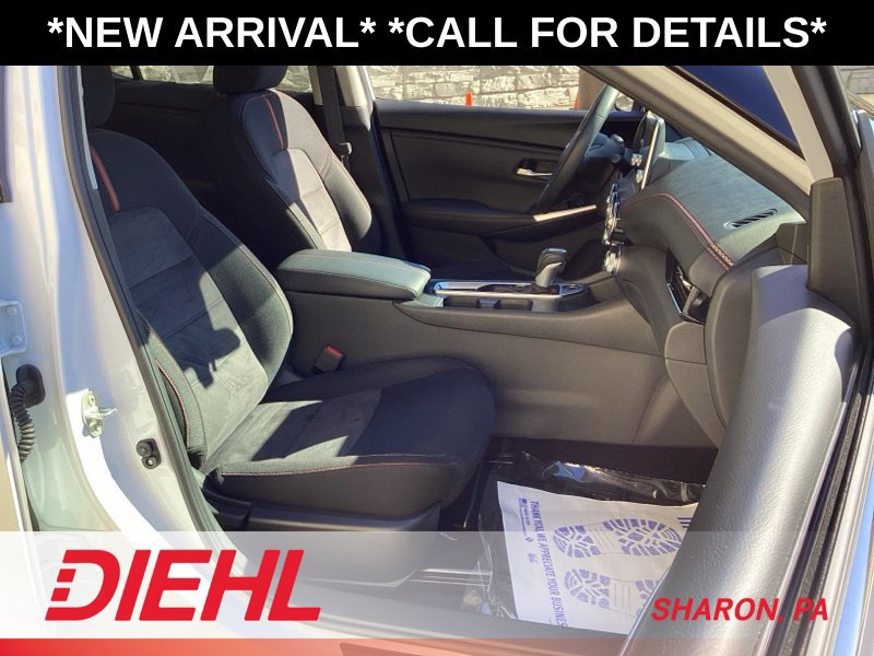 Used 2025 Nissan Sentra SR FWD image 12