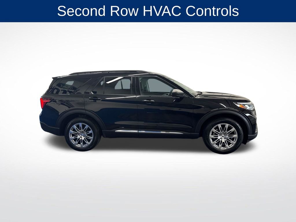 Certified 2025 Ford Explorer Active w/ Active Comfort Package AWD/4WD image 7