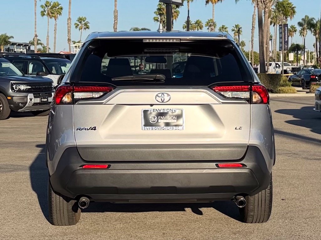 Used 2024 Toyota RAV4 LE FWD image 7