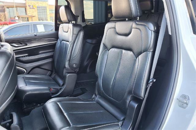 Used 2023 Jeep Grand Cherokee L Limited w/ Luxury Tech Group II image 29