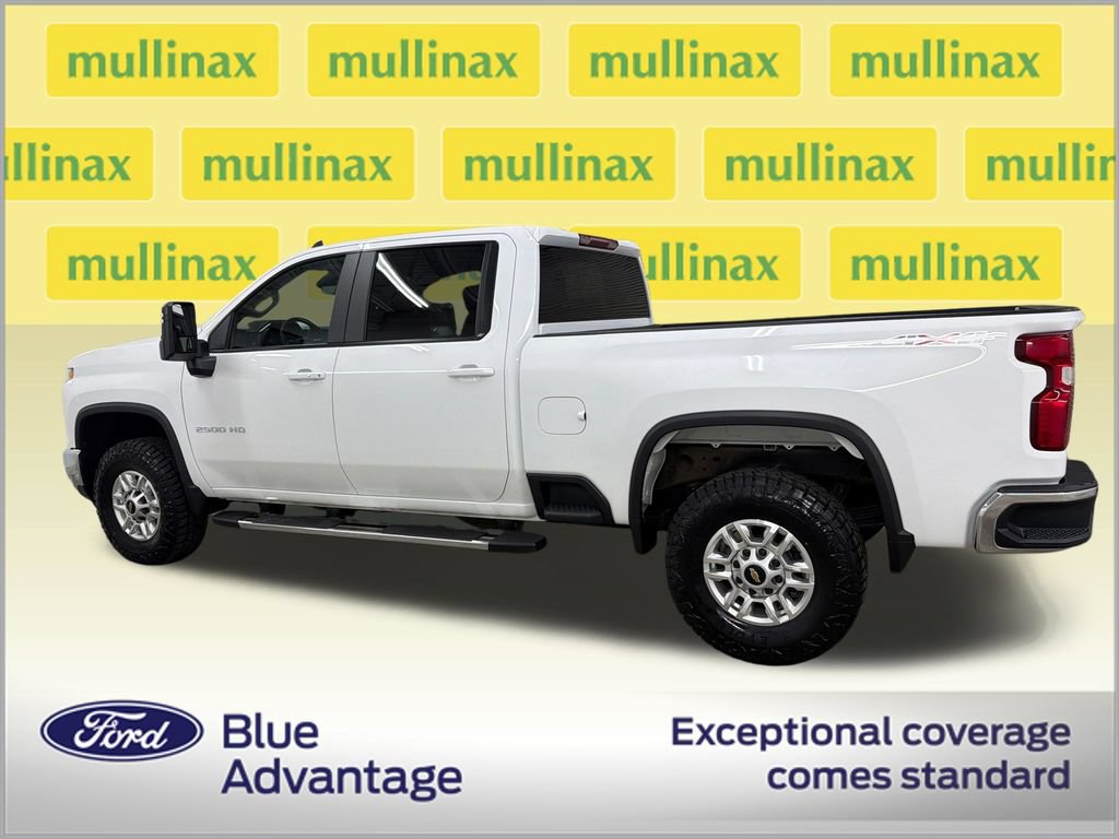 Used 2025 Chevrolet Silverado 2500 LT w/ Convenience Package AWD/4WD image 11