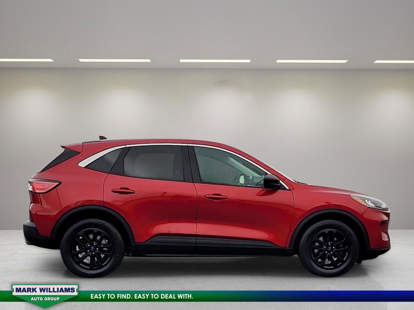 Certified 2022 Ford Escape SE w/ Cold Weather Package image 2