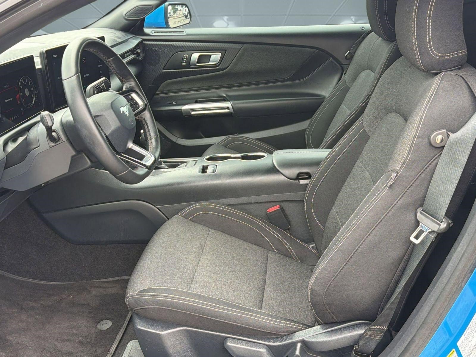 Certified 2024 Ford Mustang Coupe RWD image 5