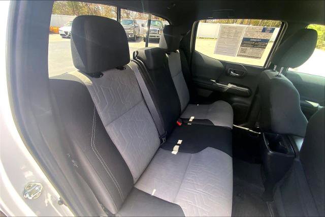 Used 2022 Toyota Tacoma TRD Off-Road AWD/4WD image 20