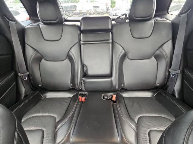 Used 2019 Jeep Cherokee Limited w/ Technology Group AWD/4WD image 13