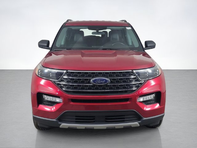Certified 2023 Ford Explorer XLT w/ Equipment Group 202A AWD/4WD image 8