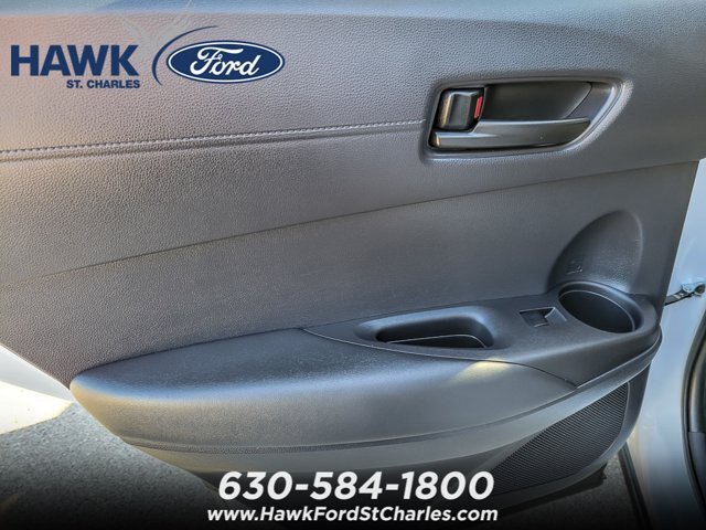 Used 2025 Toyota Corolla Cross AWD Hybrid w/ Moonroof Package image 18