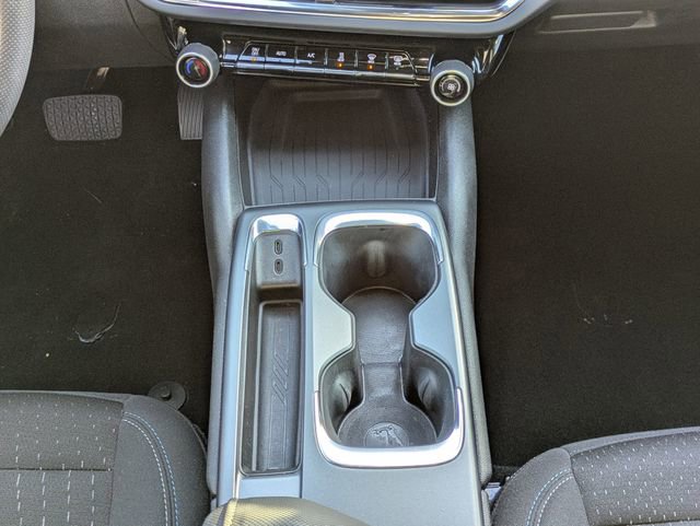 Used 2025 Chevrolet Equinox EV LT image 19