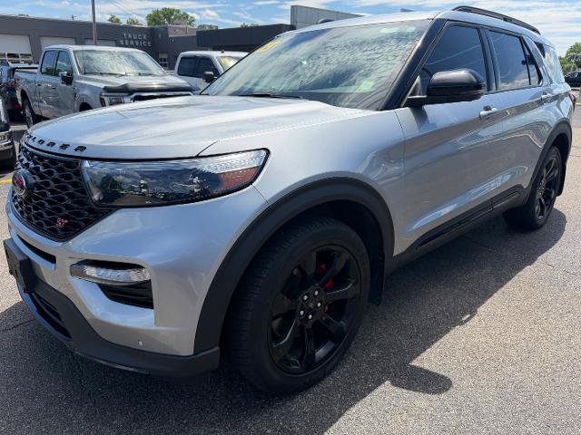 Certified 2023 Ford Explorer ST w/ Equipment Group 401A AWD/4WD image 4