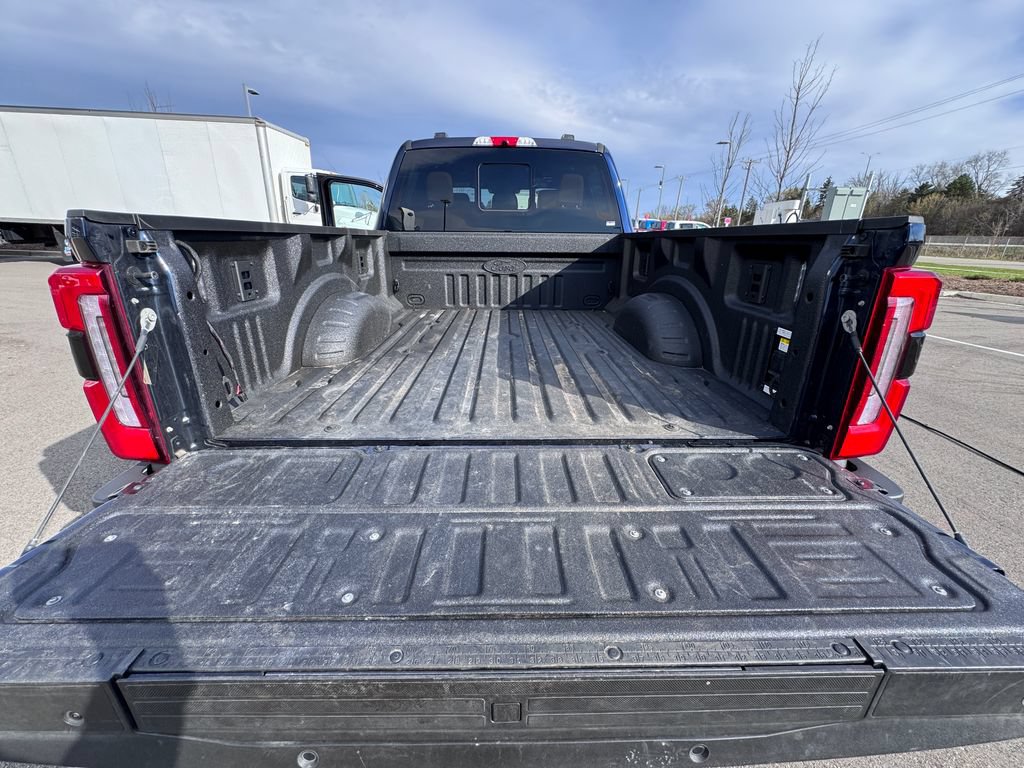 Certified 2024 Ford F250 Platinum w/ FX4 Off-Road Package AWD/4WD image 11