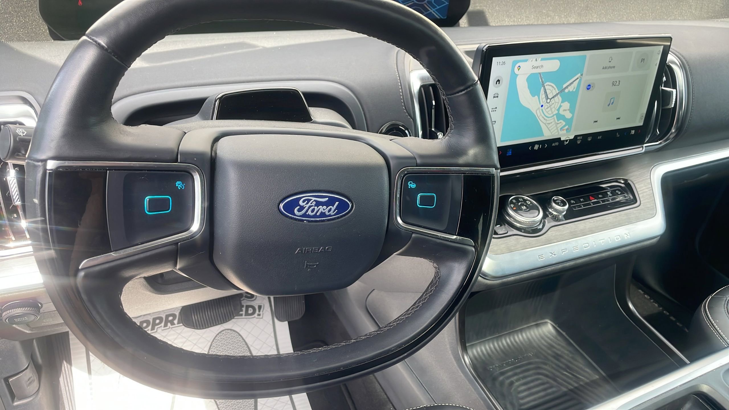 Certified 2025 Ford Expedition Platinum AWD/4WD image 13