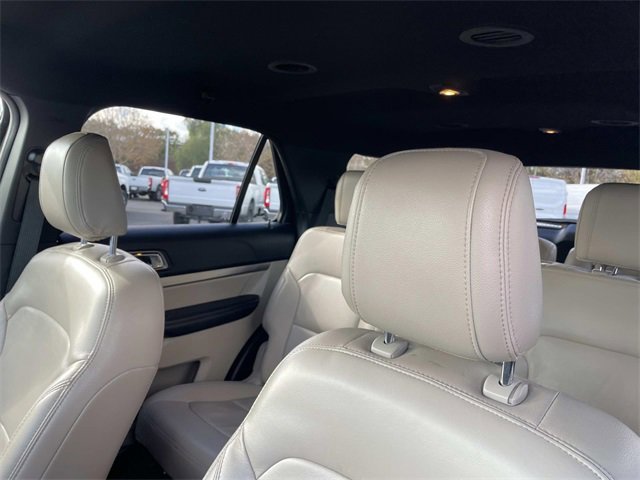 Certified 2018 Ford Explorer XLT w/ Equipment Group 202A image 22