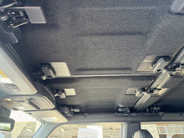 Certified 2021 Ford Bronco First Edition AWD/4WD image 33