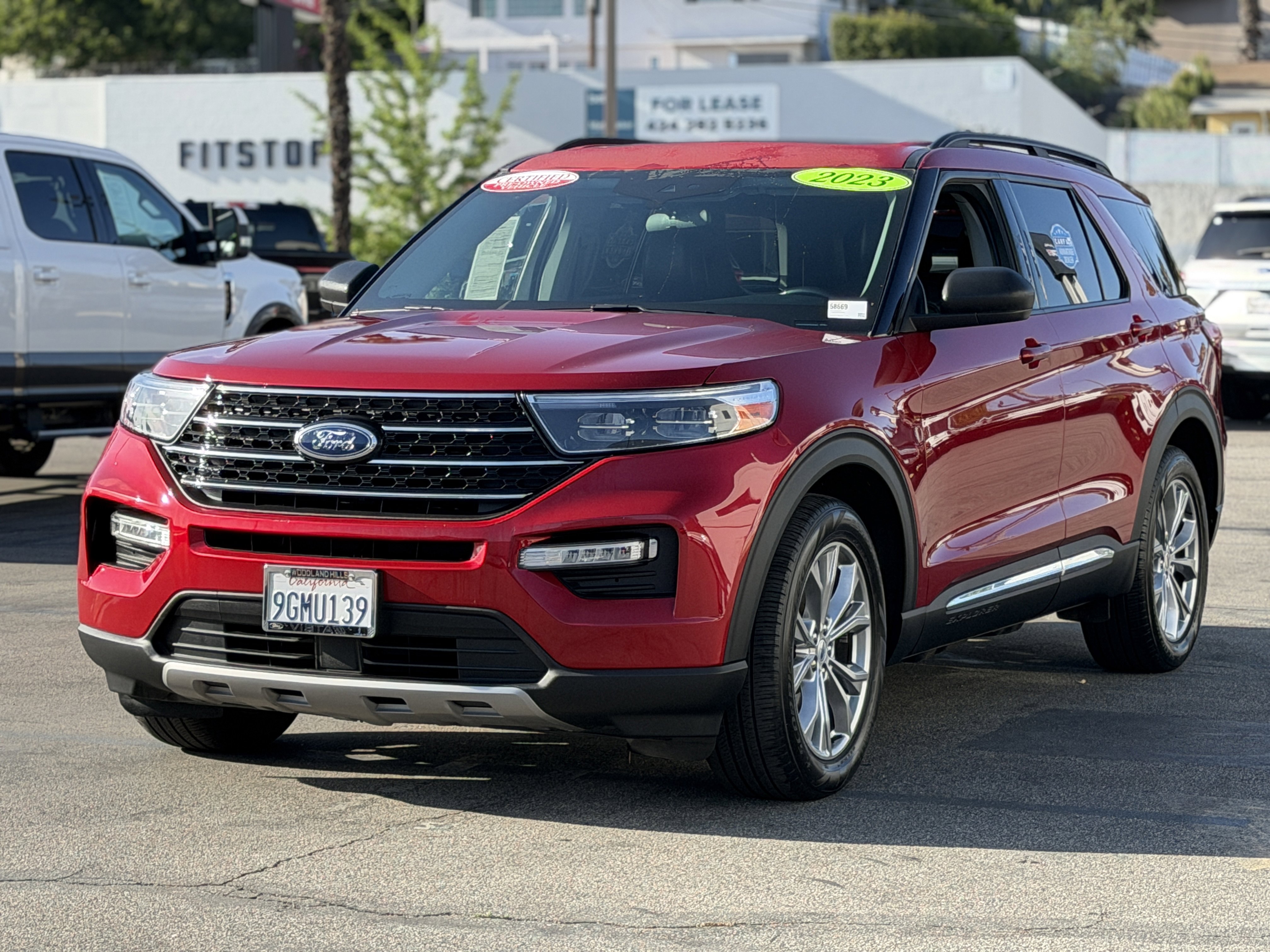 Certified 2023 Ford Explorer XLT w/ Equipment Group 202A RWD image 3