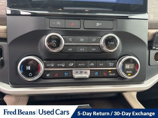 Certified 2024 Ford Expedition Limited image 19