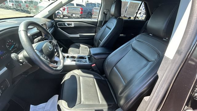 Certified 2023 Ford Explorer XLT w/ Equipment Group 202A AWD/4WD image 19