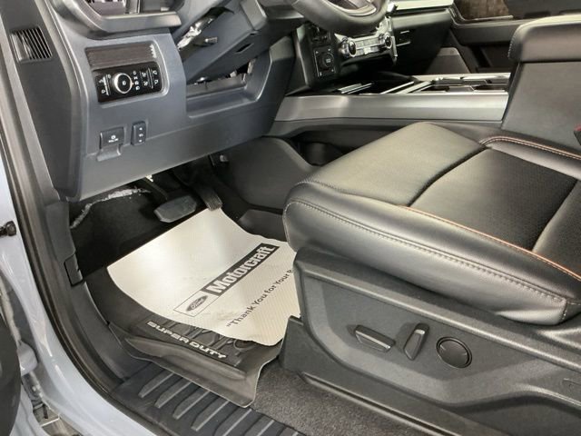 Certified 2025 Ford F350 Lariat w/ FX4 Off-Road Package image 18