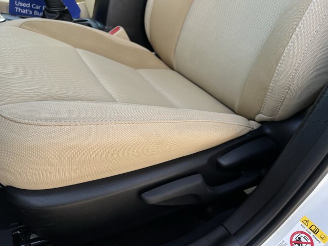 Used 2019 Toyota Corolla LE w/ Body Protection Package FWD image 13