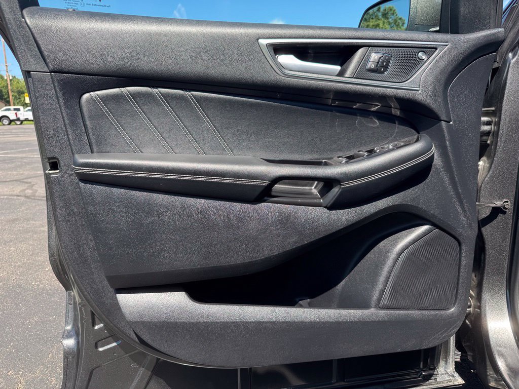 Certified 2020 Ford Edge ST w/ Equipment Group 401A AWD/4WD image 23