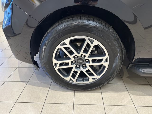 Certified 2025 Ford Expedition Active AWD/4WD image 27