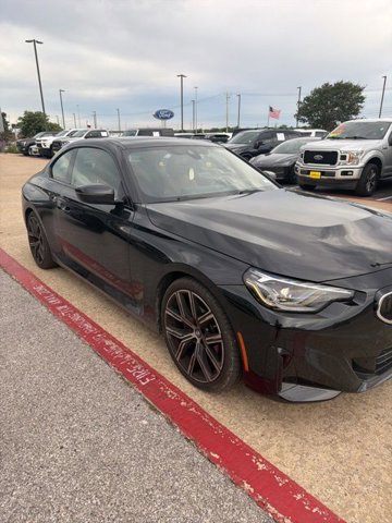 Used 2023 BMW 230i Coupe w/ Premium Package RWD image 2