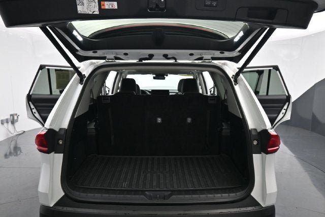 Used 2024 Toyota Grand Highlander AWD image 13