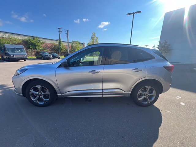 Certified 2023 Ford Escape ST-Line w/ Tech Pack #1 AWD/4WD image 8