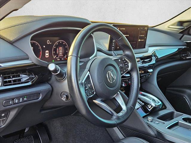 Used 2025 Acura MDX FWD w/ Technology Package image 9