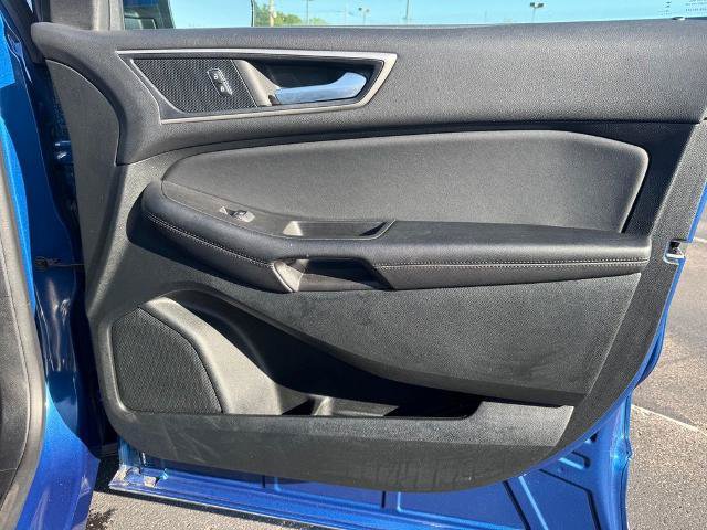 Certified 2022 Ford Edge SEL w/ Convenience Package AWD/4WD image 13