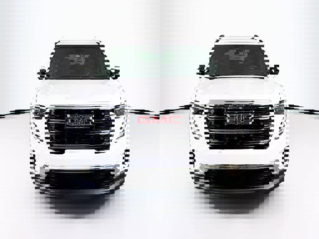 Used 2025 GMC Acadia Elevation image 8