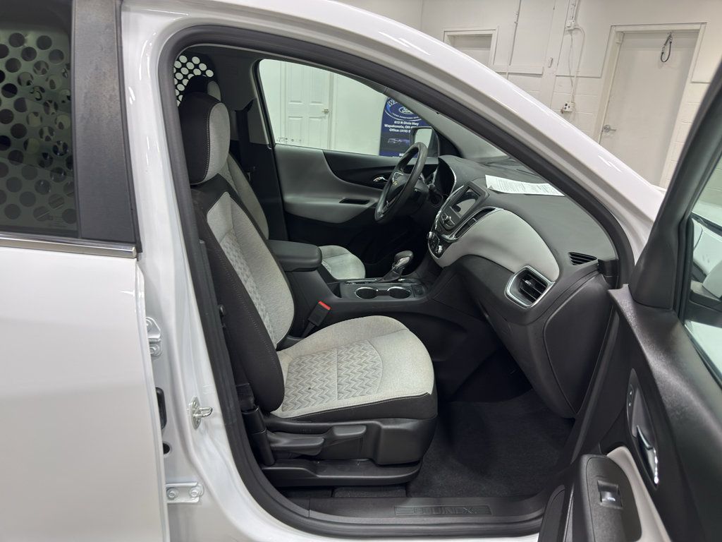 Used 2024 Chevrolet Equinox LT FWD image 20