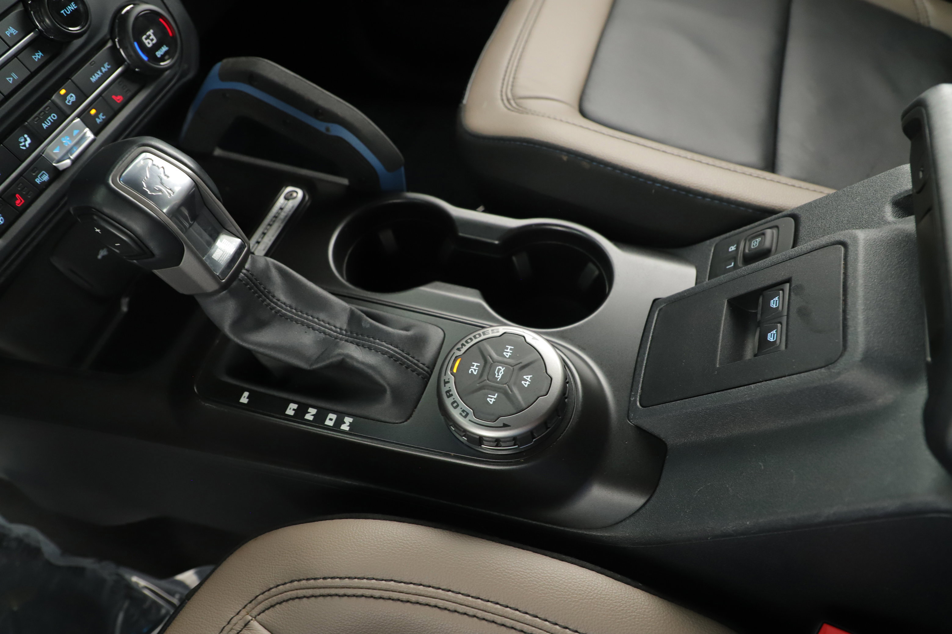 Certified 2023 Ford Bronco Wildtrak image 17