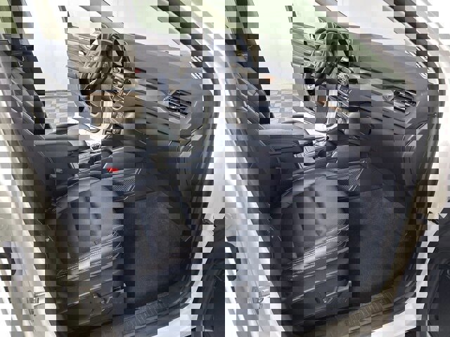 Certified 2022 Ford Escape Titanium image 20